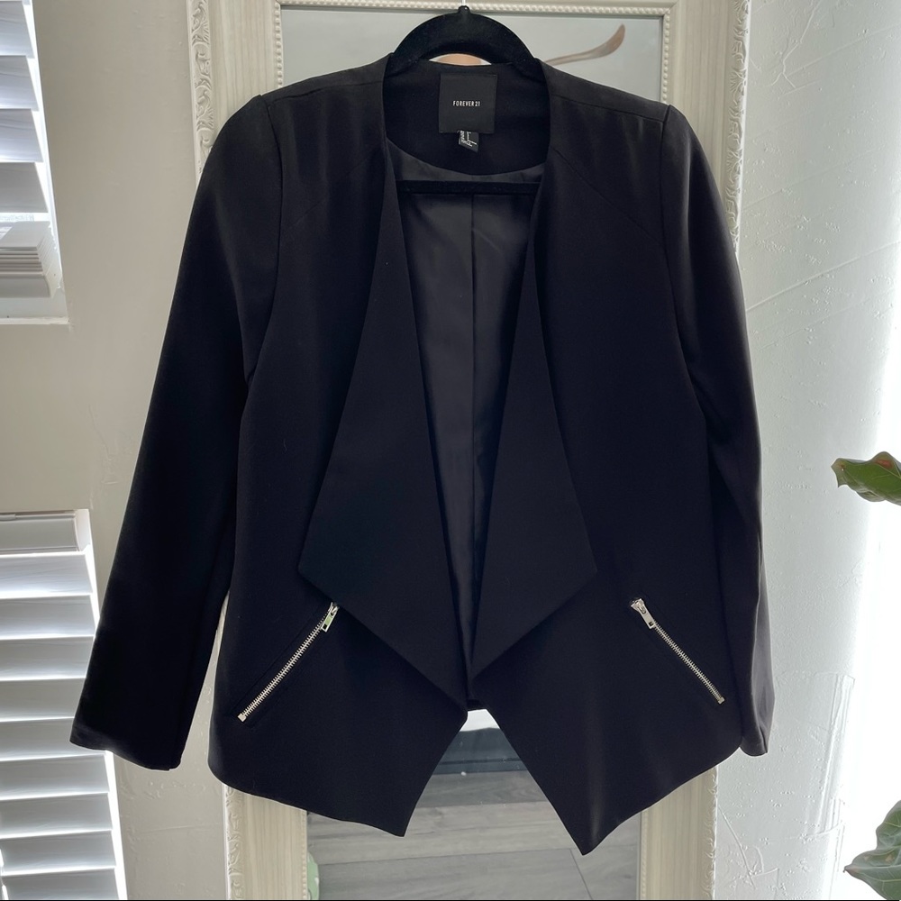 Forever 21 oversized asymmetric black suit blazer jacket zip pockets